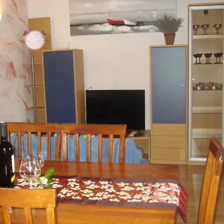 Luna - Two Bedroom