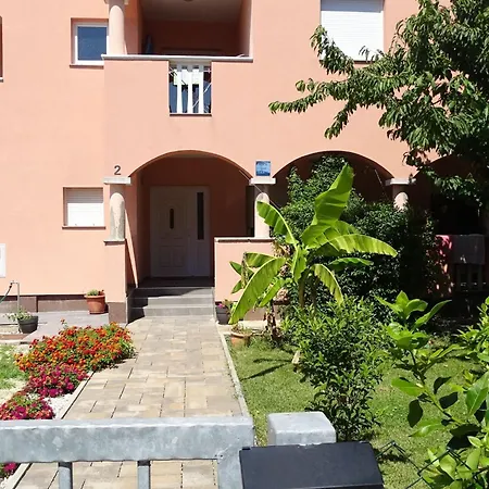 Luna - Two Bedroom Apartman *