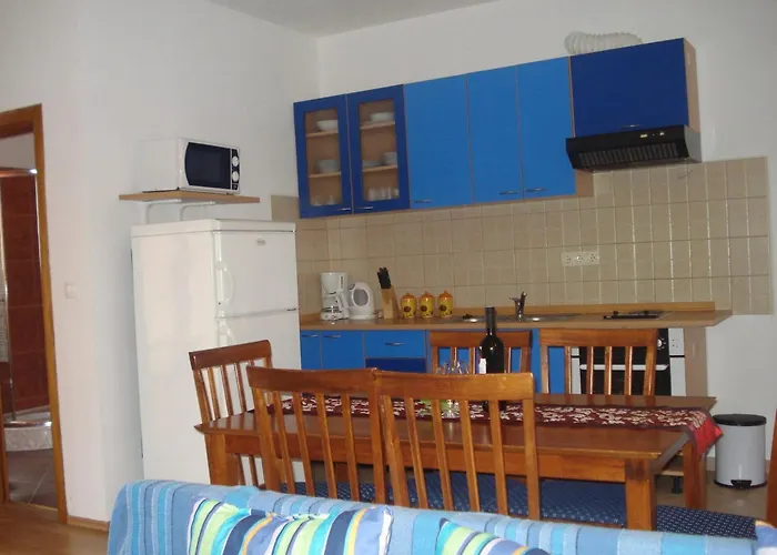 Luna - Two Bedroom
